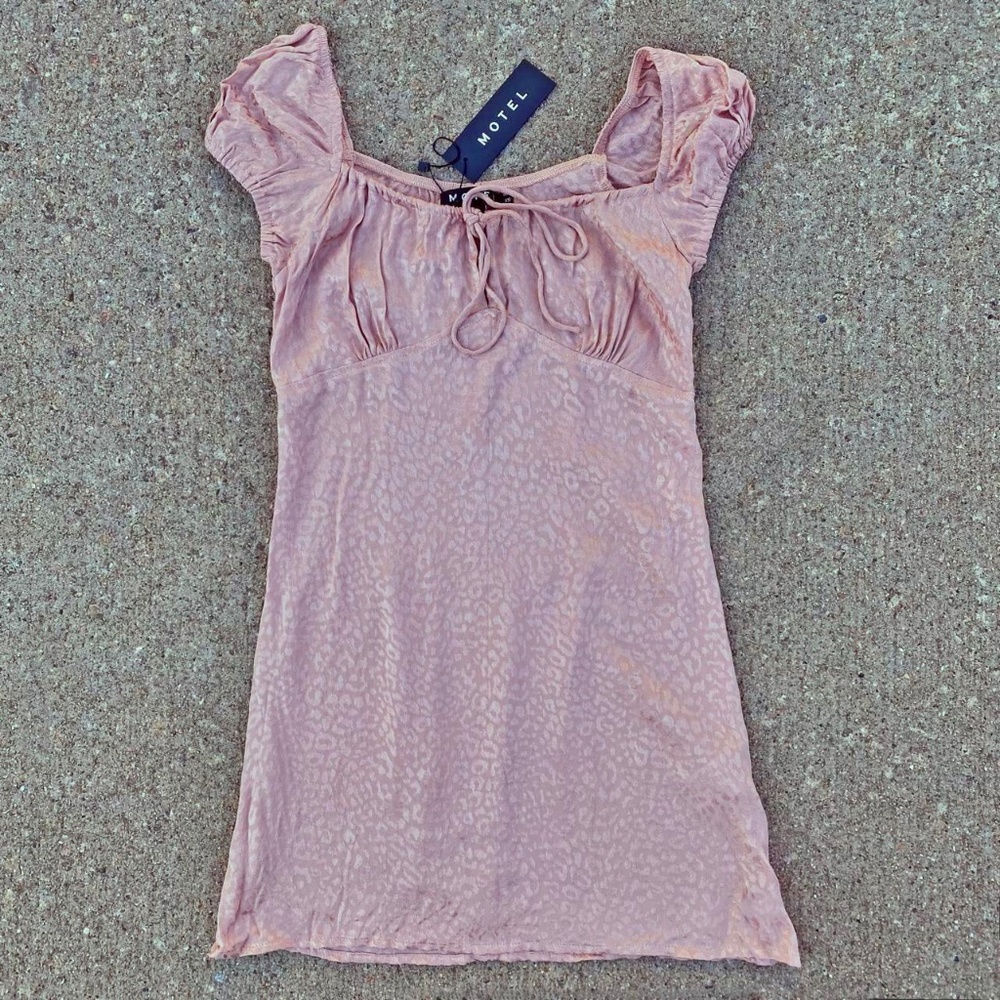 BNWT Brand New Motel Pink Cheetah Gaval Babydoll Dress